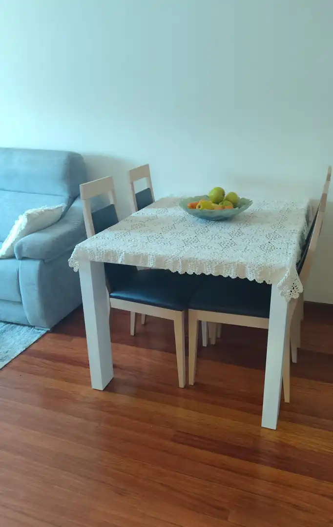 Dining room of Flat for share in Vilagarcía de Arousa  with Heating, Parquet flooring and Furnished