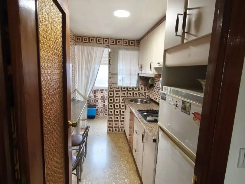 Cuina de Pis en venda en Miramar amb Aire condicionat i Terrassa