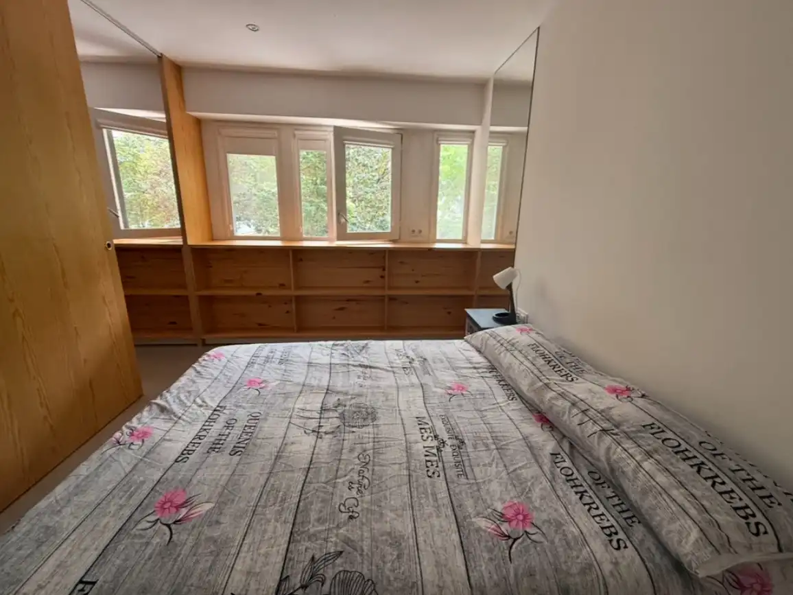 Habitación en Carrer de Dalmases, 30, Les Tres Torres Habitación de Planta baja para compartir en Barcelona con Calefacción, Jardín privado y Terraza
