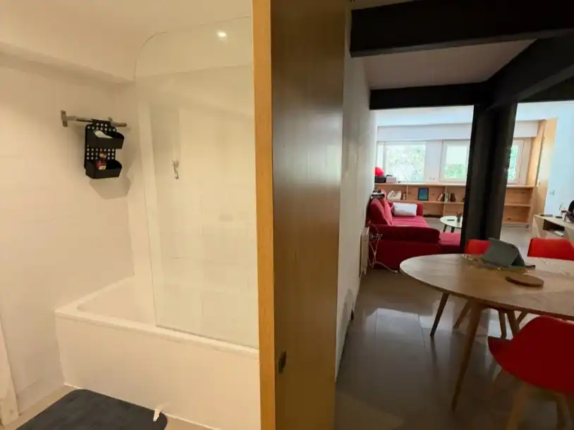 Habitación en Carrer de Dalmases, 30, Les Tres Torres Planta baja para compartir en Barcelona con Calefacción, Jardín privado y Terraza