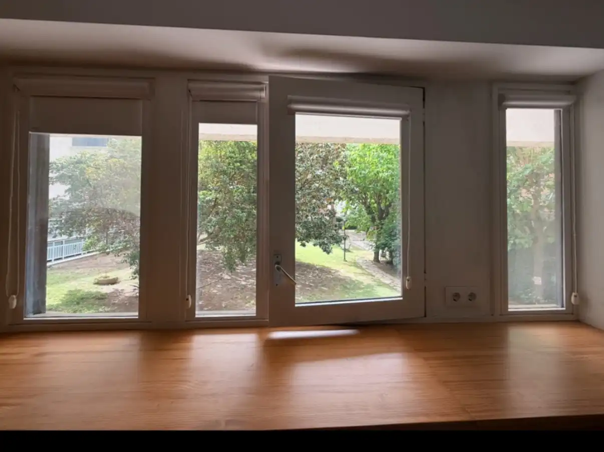 Habitación en Carrer de Dalmases, 30, Les Tres Torres Terraza de Planta baja para compartir en Barcelona con Calefacción, Jardín privado y Terraza