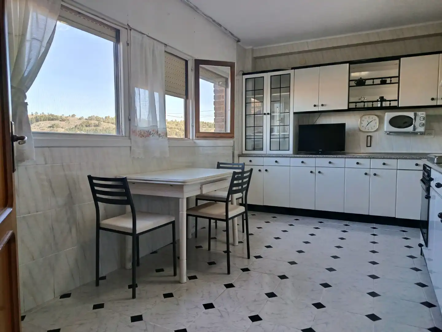 Piso en venta en Calle Acosta, 19, Burgo de Osma - Ciudad de Osma Cocina de Piso en venta en Burgo de Osma - Ciudad de Osma con Aire acondicionado, Calefacción y Parquet