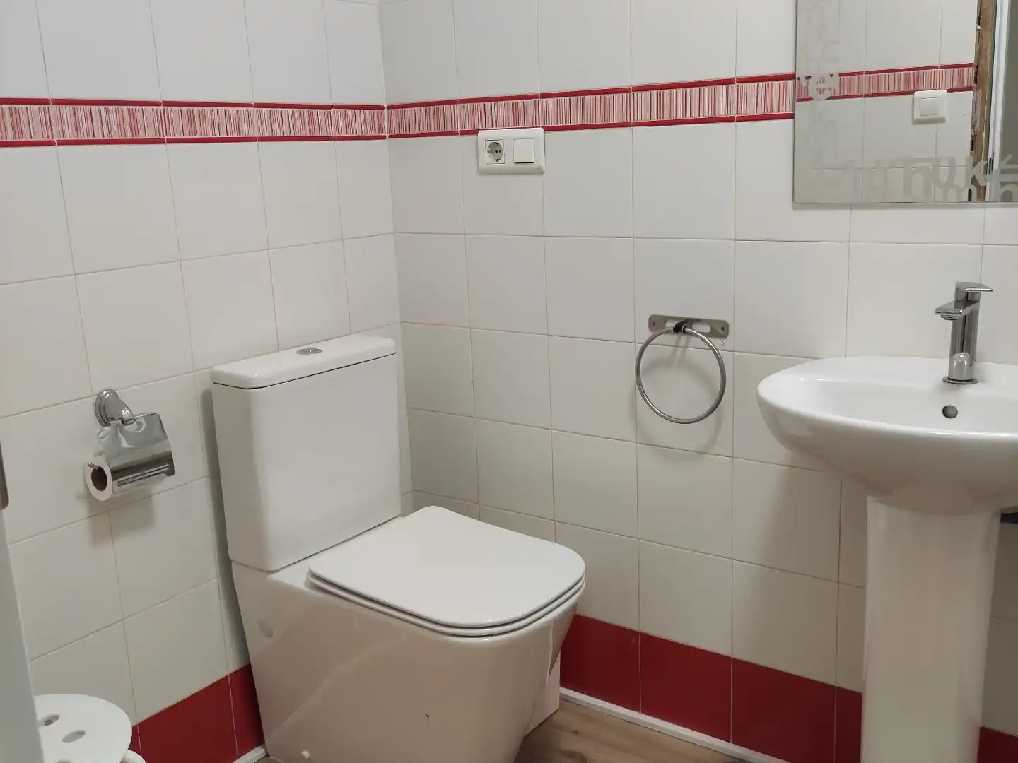 Badezimmer von Wohnungen zur Miete in Punta Umbría