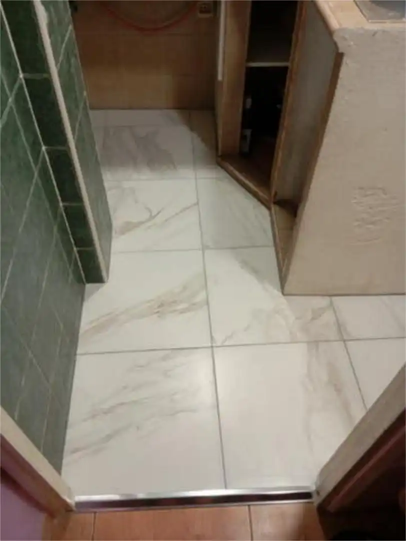 Piso en venta en El Juncal - Vallealto Baño de Piso en venta en El Puerto de Santa María con Amueblado
