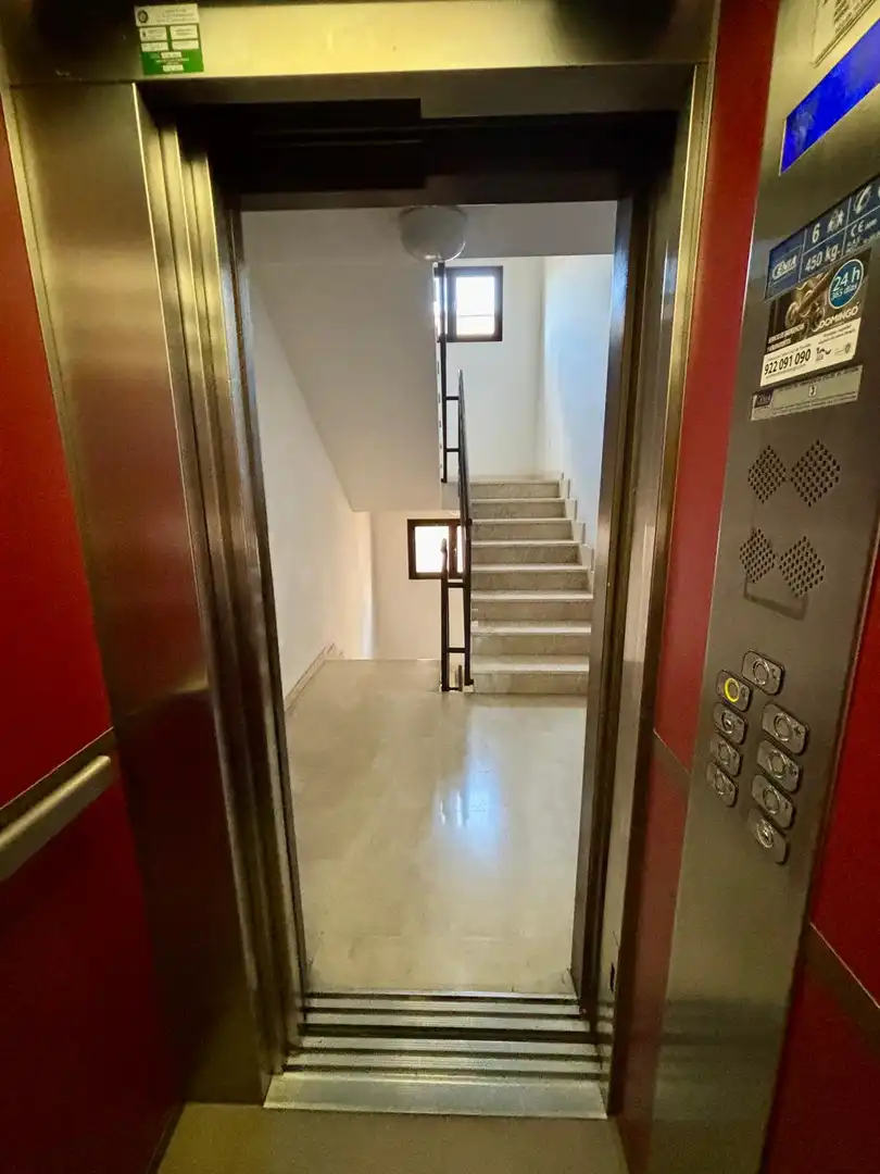 Piso en venta en Calle Segunda la Monja, 6, Barranco Grande Piso en venta en Santa Cruz de Tenerife con Parquet, Trastero y Amueblado