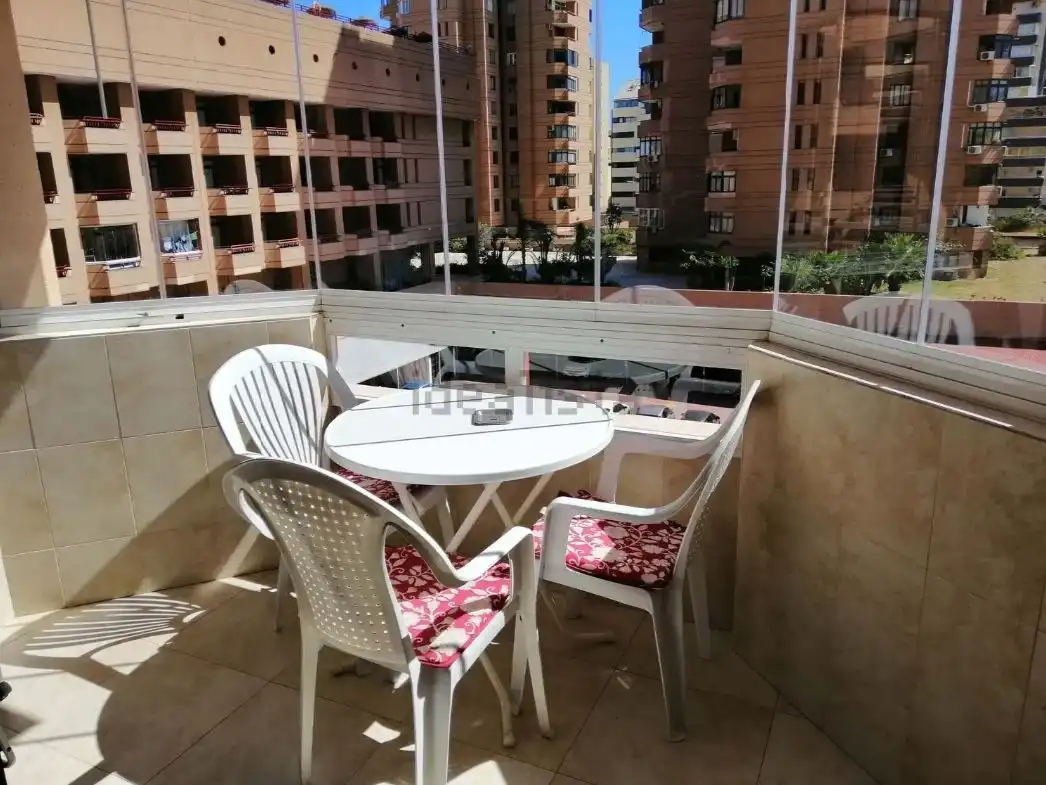 Apartamento en venta en Calle Martínez Catena, 6, Puerto Deportivo Terraza de Apartamento en venta en Fuengirola con Aire acondicionado, Terraza y Balcón