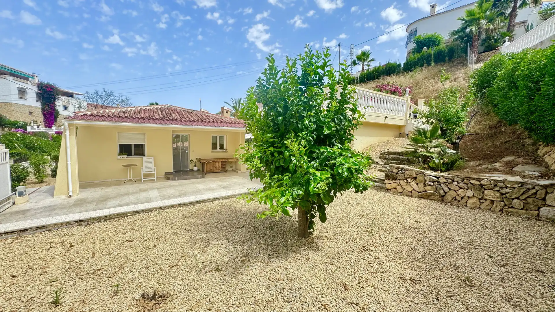 Casa o chalet en venta en Carrer Guatemala, 7, Coloma Vista exterior de Casa o chalet en venta en La Nucia con Aire acondicionado, Terraza y Balcón