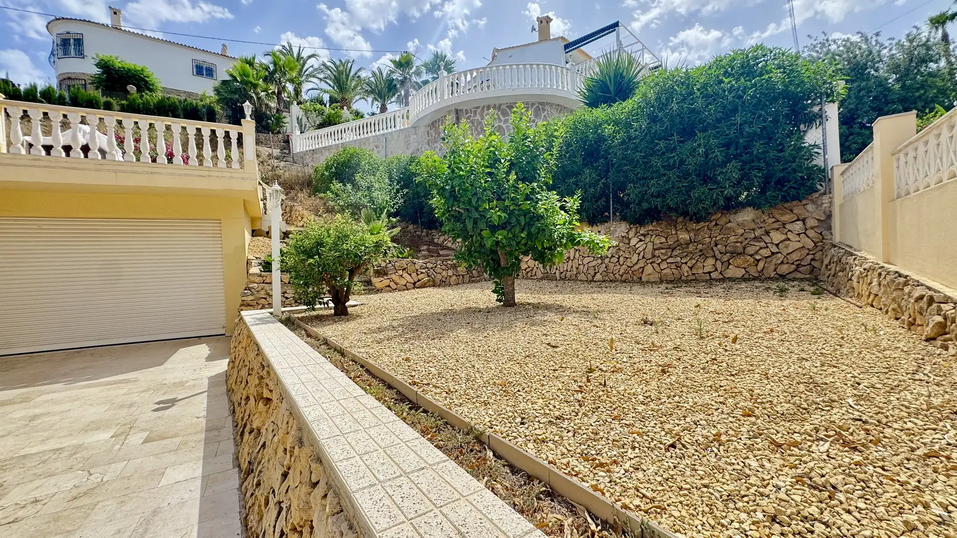 Casa o chalet en venta en Carrer Guatemala, 7, Coloma Vista exterior de Casa o chalet en venta en La Nucia con Aire acondicionado, Terraza y Balcón