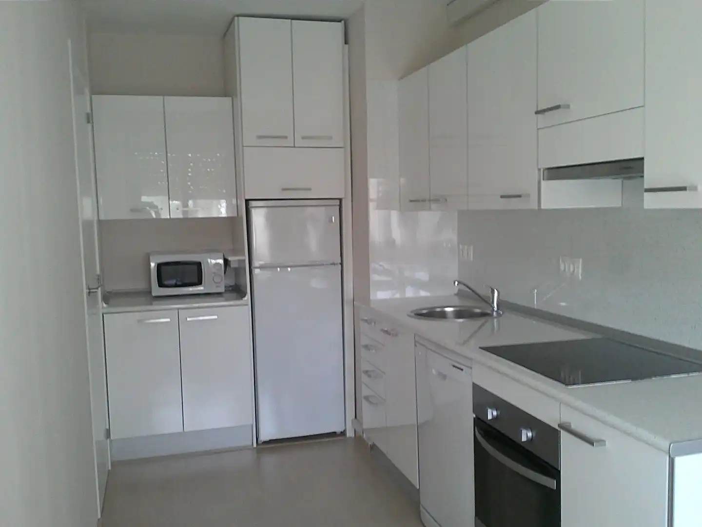 Wohnung zur Miete in Carrer del Cardenal Vidal I Barraquer, 2, Nou Eixample Nord Küche von Wohnung zur Miete in Tarragona Capital mit Klimaanlage, Schwimmbad und Balkon