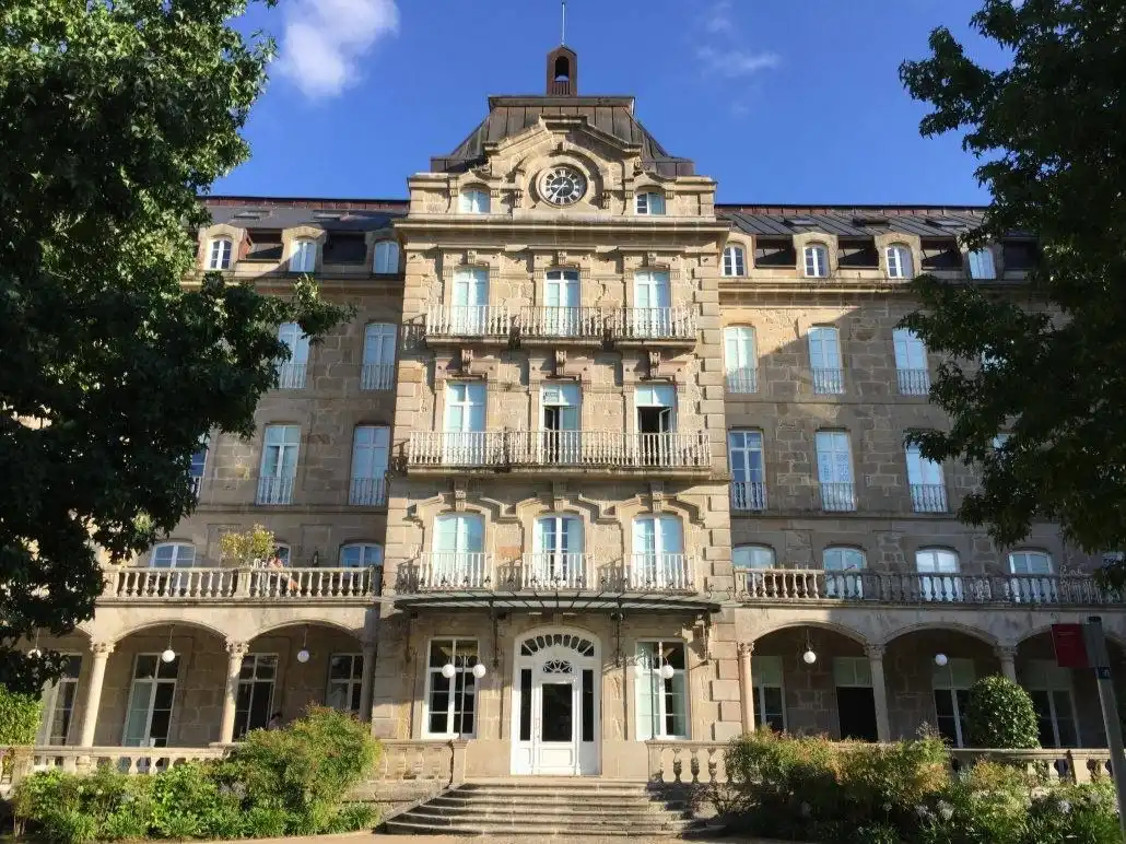 Dachboden zum Verkauf in Rúa Ramón Peinador, 38, Mondariz-Balneario Außenansicht von Dachboden zum Verkauf in Mondariz-Balneario mit Klimaanlage, Heizung und Parkett
