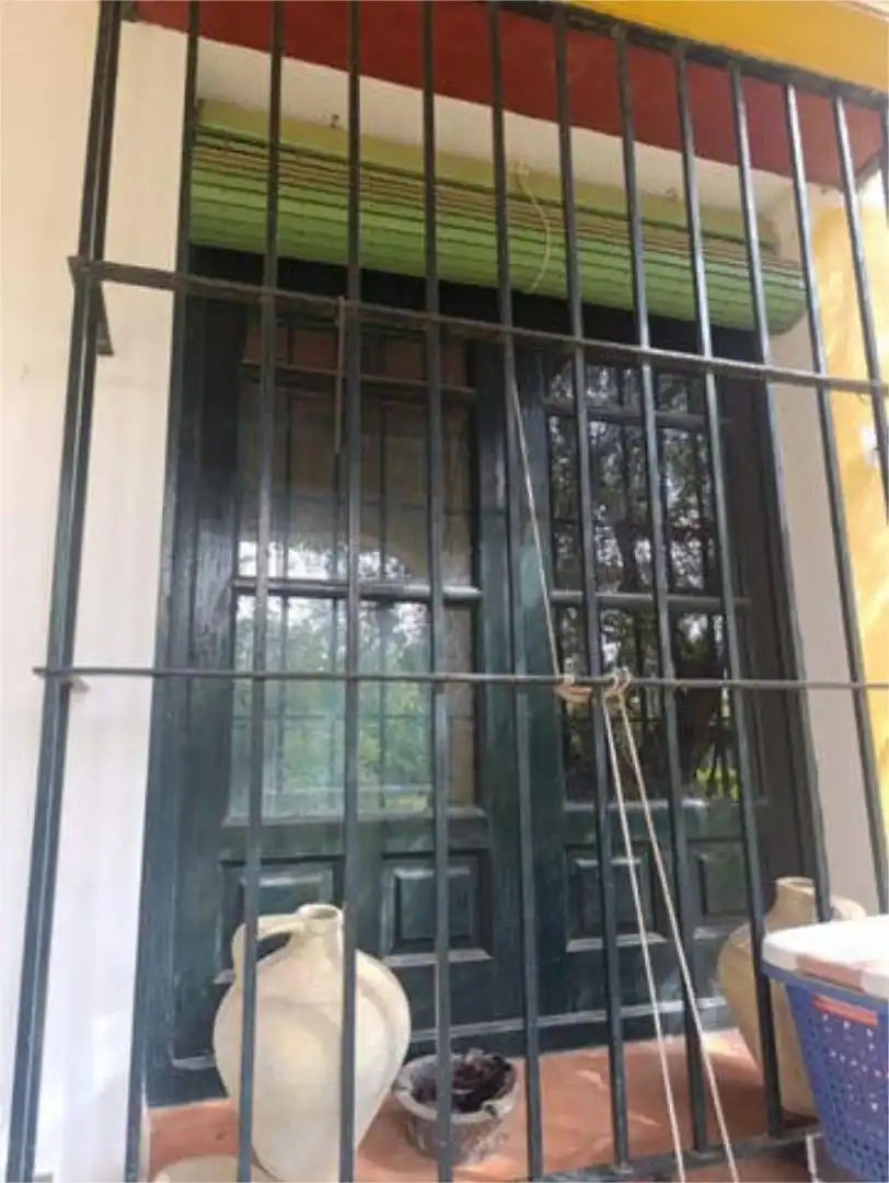Casa adosada en venta en Umbrete Vista exterior de Casa adosada en venta en Umbrete
