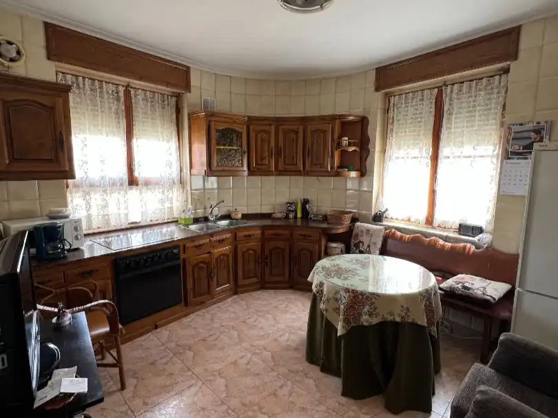 Detached homes for sale in Calle el Cachón, 7, Soto de la Vega Kitchen of Detached homes for sale in Soto de la Vega