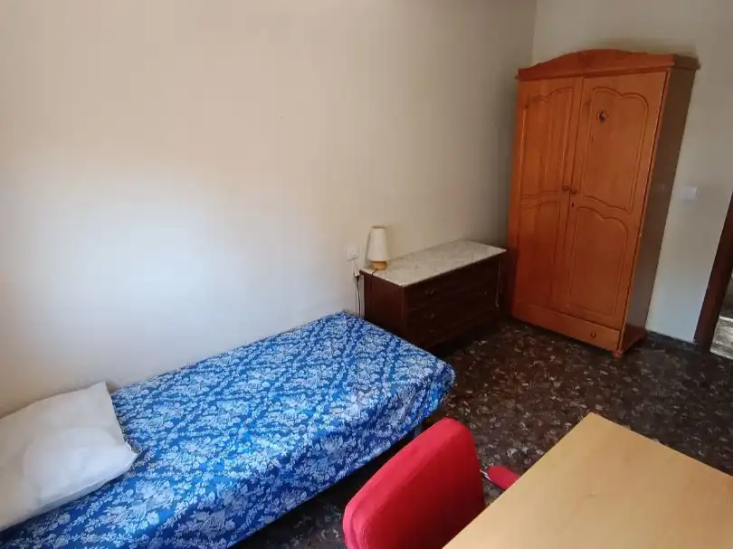Habitación de Piso de alquiler en Jaén con Aire acondicionado, Calefacción y Terraza