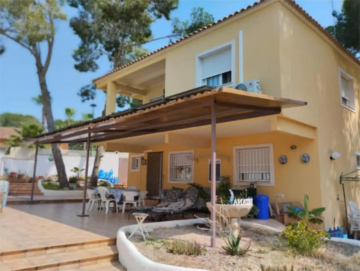 Casa adosada en venta en El Pinar de Campoverde Vista exterior de Casa adosada en venta en Pilar de la Horadada con Terraza