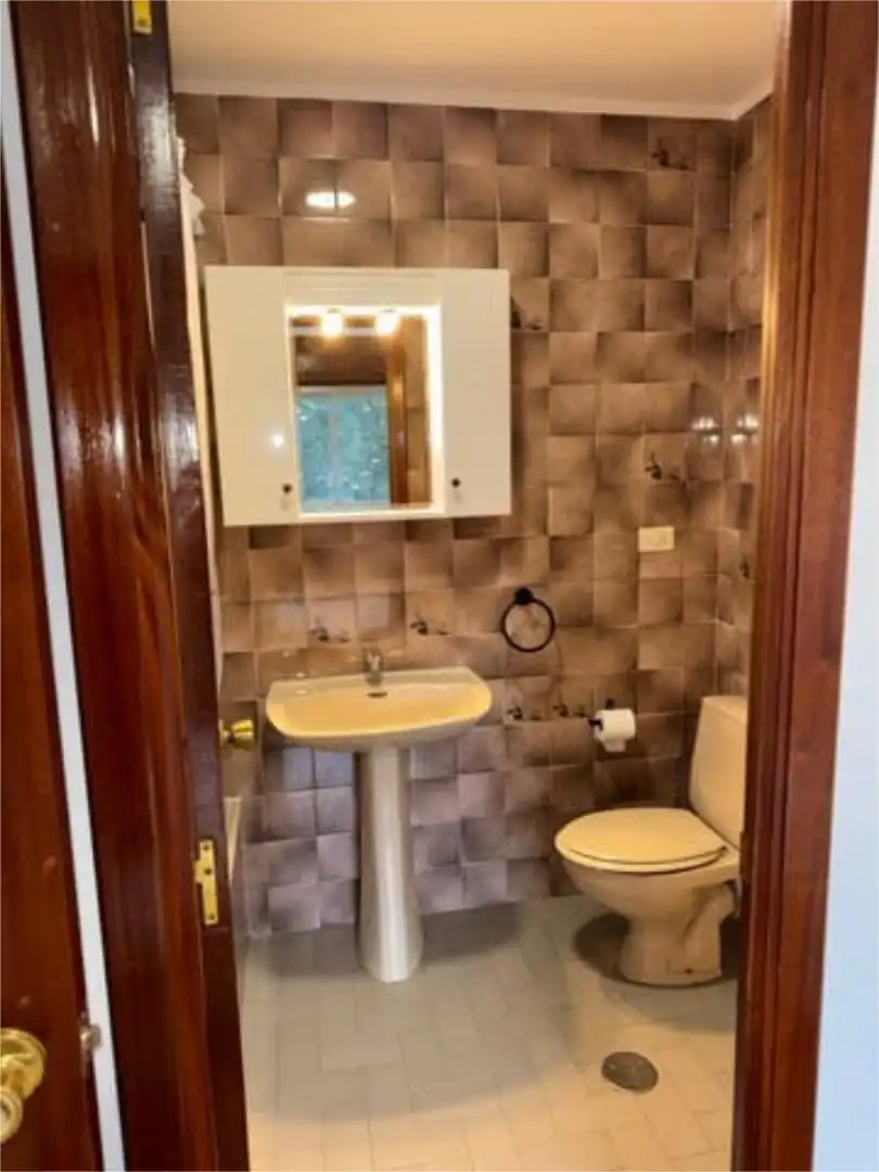 Apartamento de alquiler en Portádego - Vilaboa Norte Baño de Apartamento de alquiler en Culleredo con Calefacción, Jardín privado y Amueblado