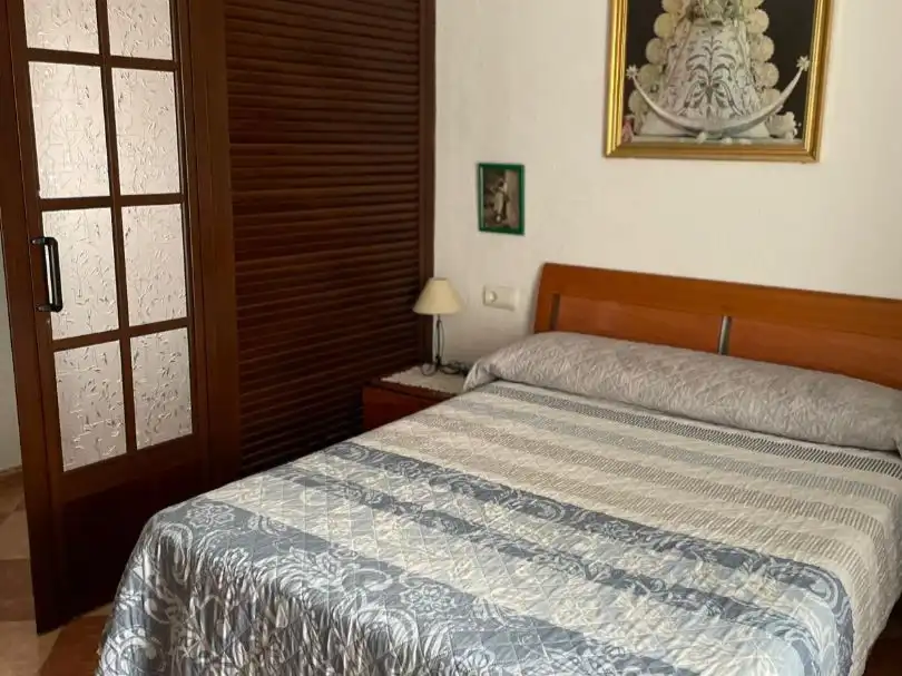 Pis en venda a Calle Antonio Machado, 9, Asdrúbal - Bahía Blanca Dormitori de Pis en venda en Cádiz Capital amb Aire condicionat i Balcó