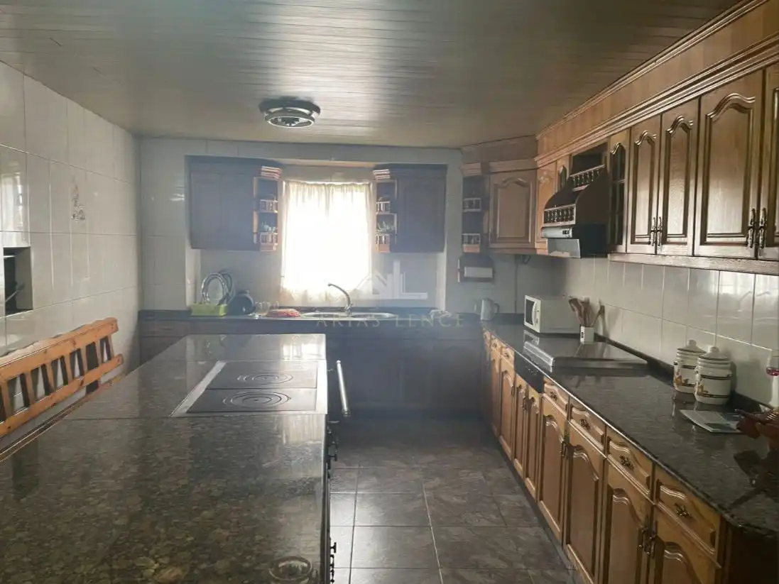 Houses for sale in Avenida de Lugo, 38, Taboada Kitchen of Houses for sale in Taboada with Private garden, Terrace and Storage room