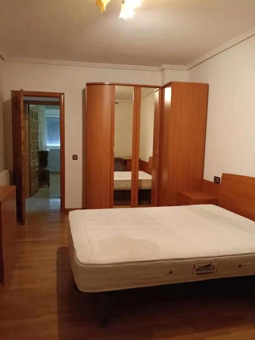 Wohnung zur Miete in Calle Chao do Marco, 52, Puente de Domingo Flórez