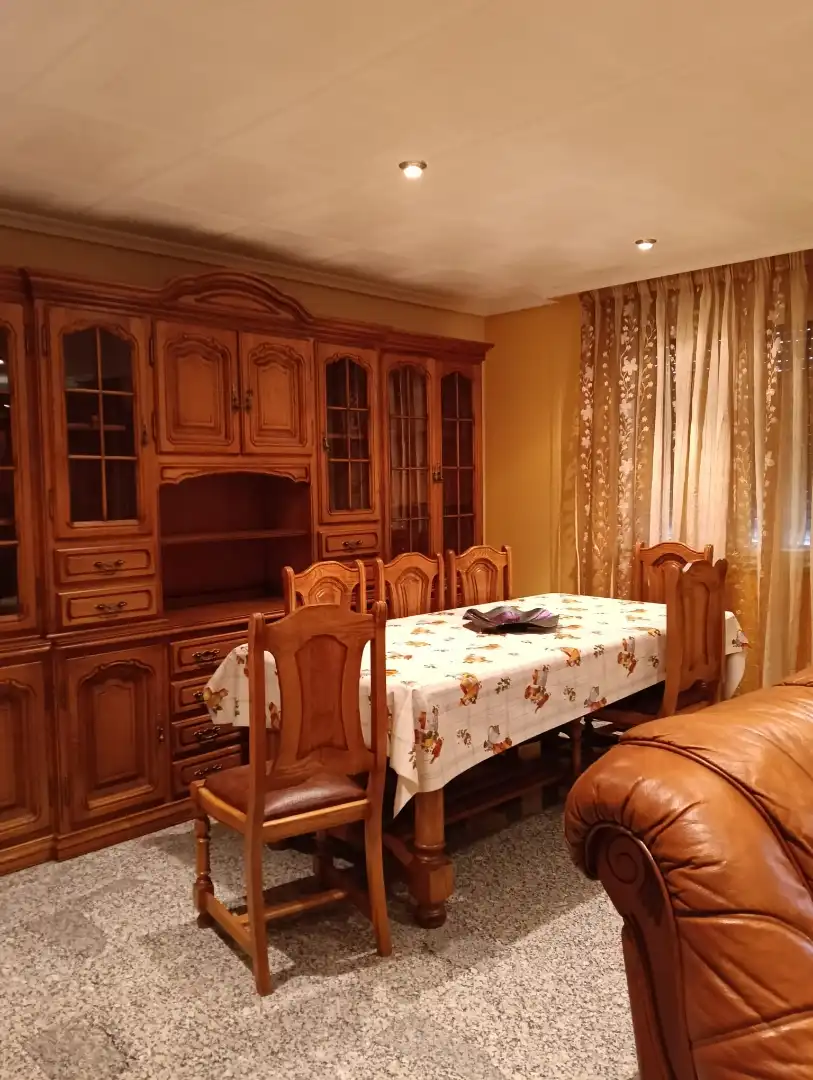 Wohnung zur Miete in Calle Chao do Marco, 52, Puente de Domingo Flórez