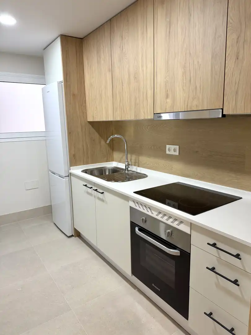 Flat for rent in Alameda de Colón, 34, Ensanche Centro - Puerto Kitchen of Flat for rent in Málaga Capital with Air Conditioner