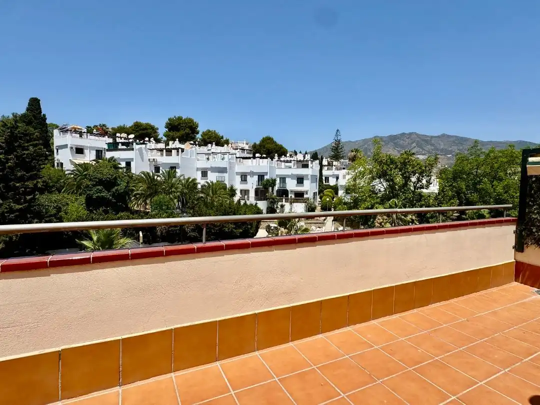 Piso en venta en Calle Calerita, 1, Centro ciudad Vista exterior de Piso en venta en Fuengirola con Aire acondicionado, Terraza y Piscina