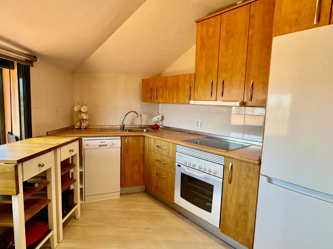 Piso en venta en Calle Calerita, 1, Centro ciudad Cocina de Piso en venta en Fuengirola con Aire acondicionado, Terraza y Piscina