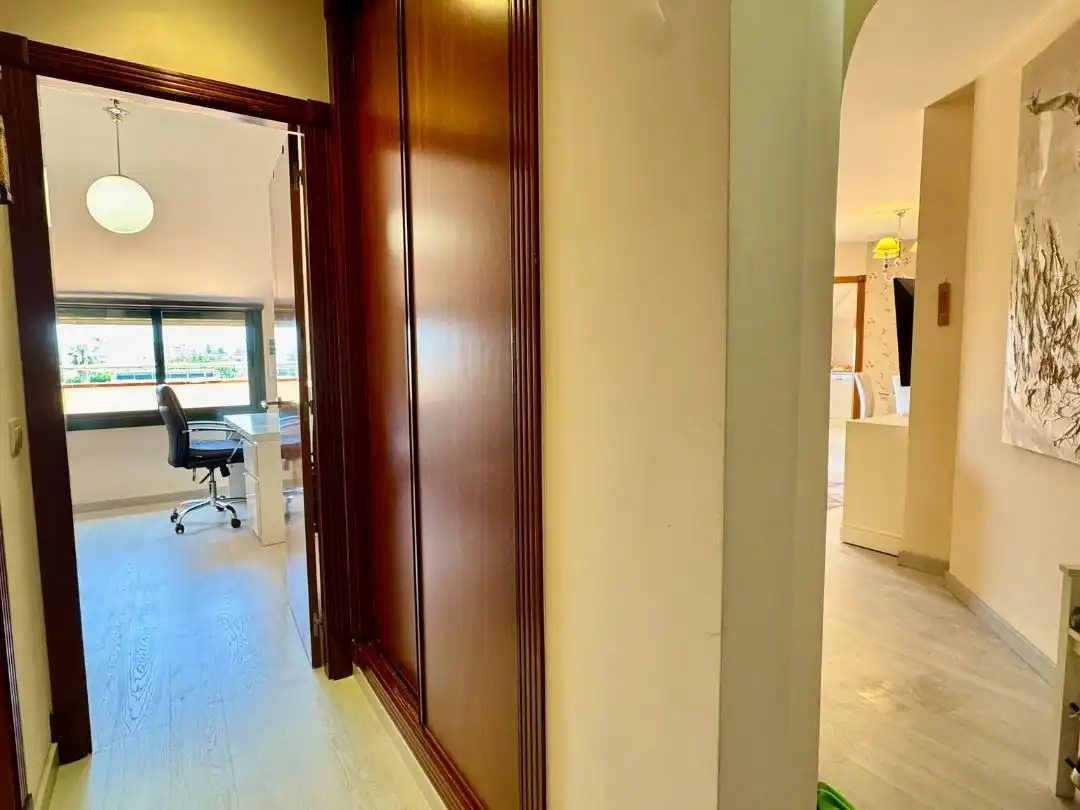 Piso en venta en Calle Calerita, 1, Centro ciudad Piso en venta en Fuengirola con Aire acondicionado, Terraza y Piscina