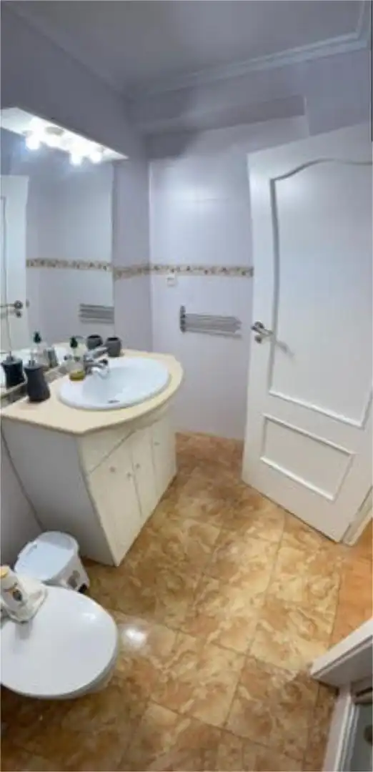 Attic for rent in Hospital Attic for rent in Hospital
