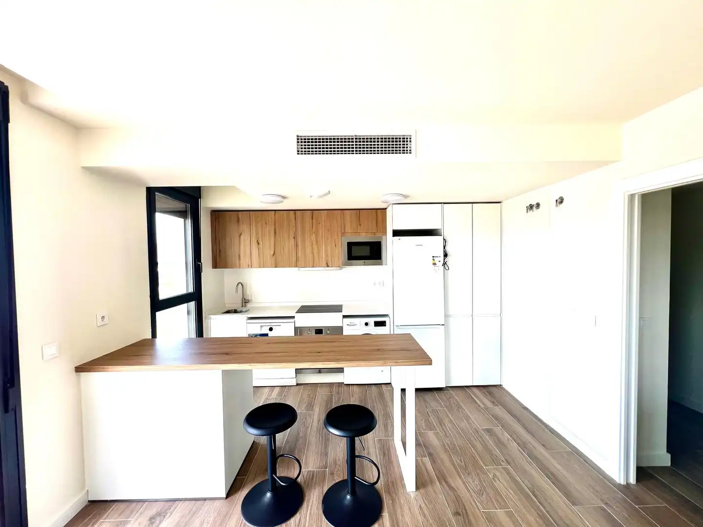 Flat for rent in Desconocido, Guadalupe Kitchen of Flat for rent in Murcia with Air Conditioner, Heating and Parquet flooring