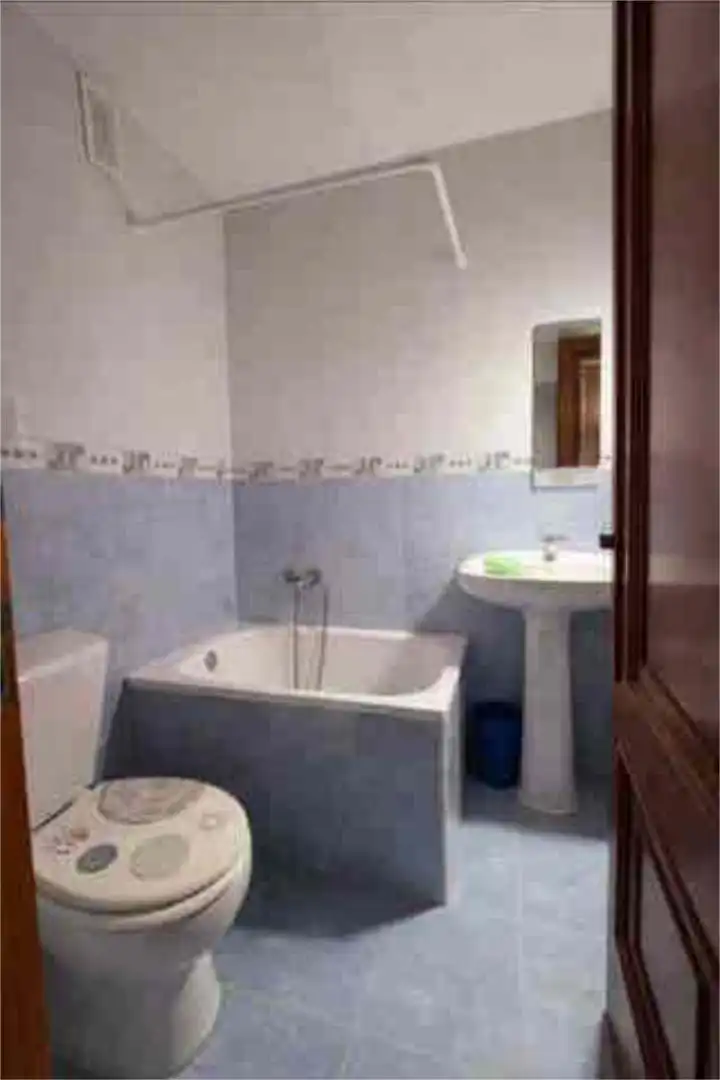 Piso en venta en César Casariego - Santa Clara - Nuevo Obrero Baño de Piso en venta en Santa Cruz de Tenerife con Terraza