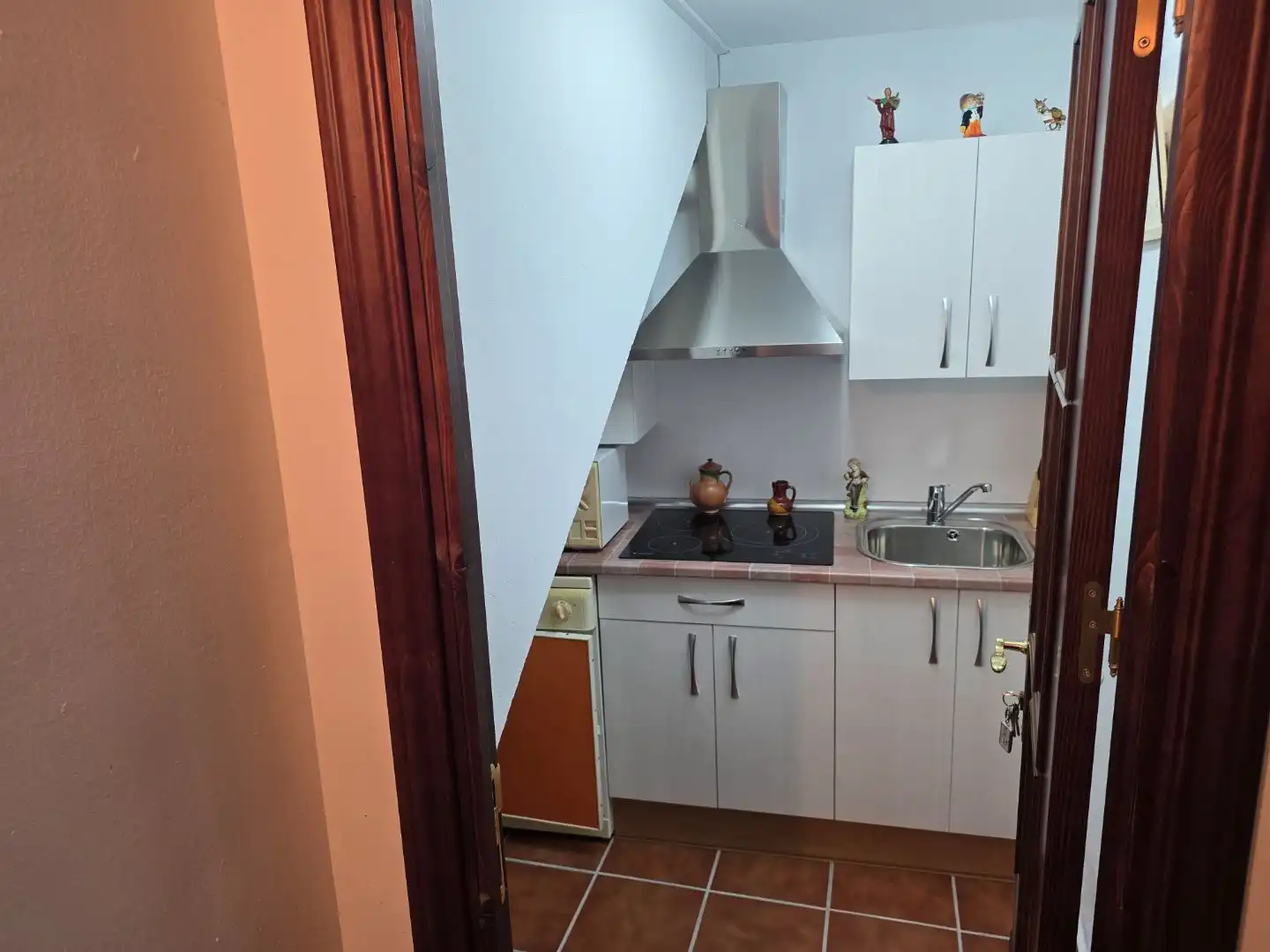 Casa adosada en venda a Calle Misericordia, 41, Torrubia del Campo Cuina de Casa adosada en venda en Torrubia del Campo