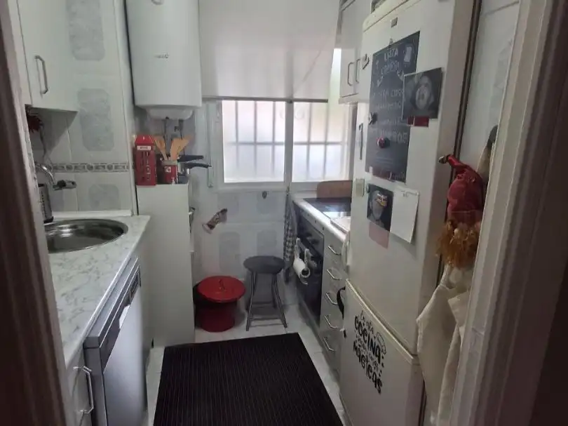 Pis en venda a Calle de Tembleque, 54, Aluche Cuina de Pis en venda en Madrid Capital