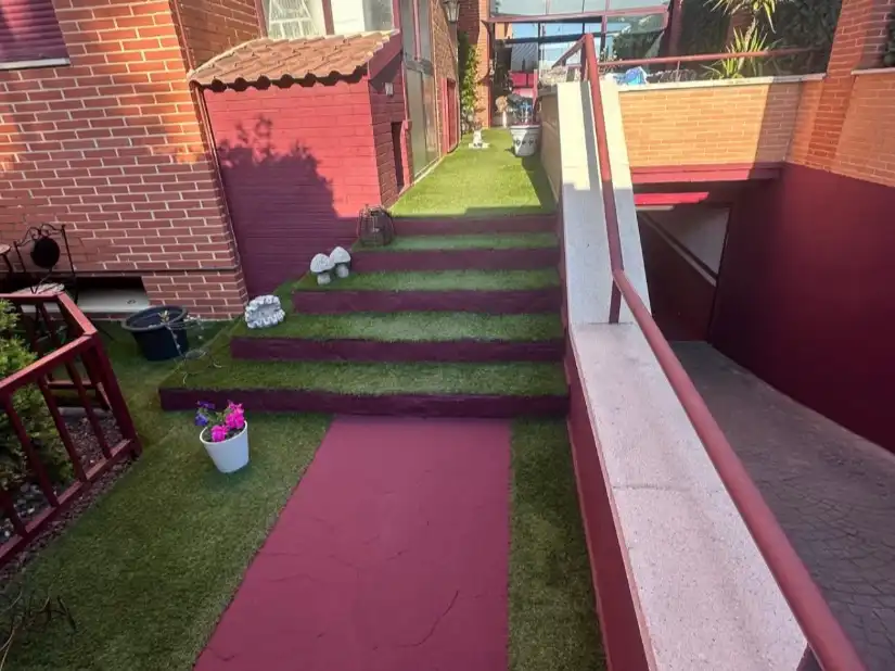 Pis en venda a Calle Viña Lola, 27, Valdepeñas Terrassa de Pis en venda en Valdepeñas amb Aire condicionat, Calefacció i Jardí privat