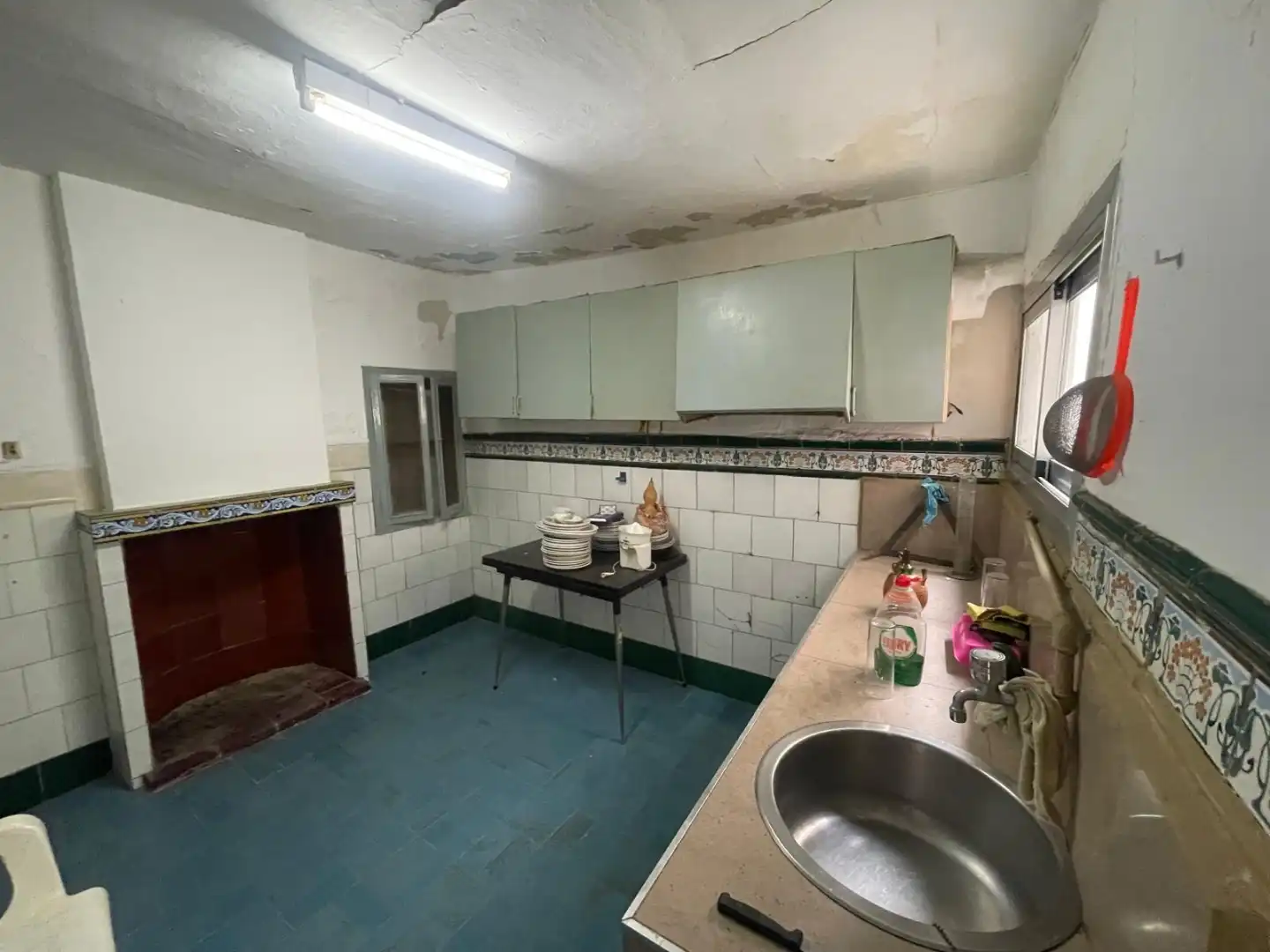 Cocina de Casa adosada en venta en Chiva con Terraza, Trastero y Balcón