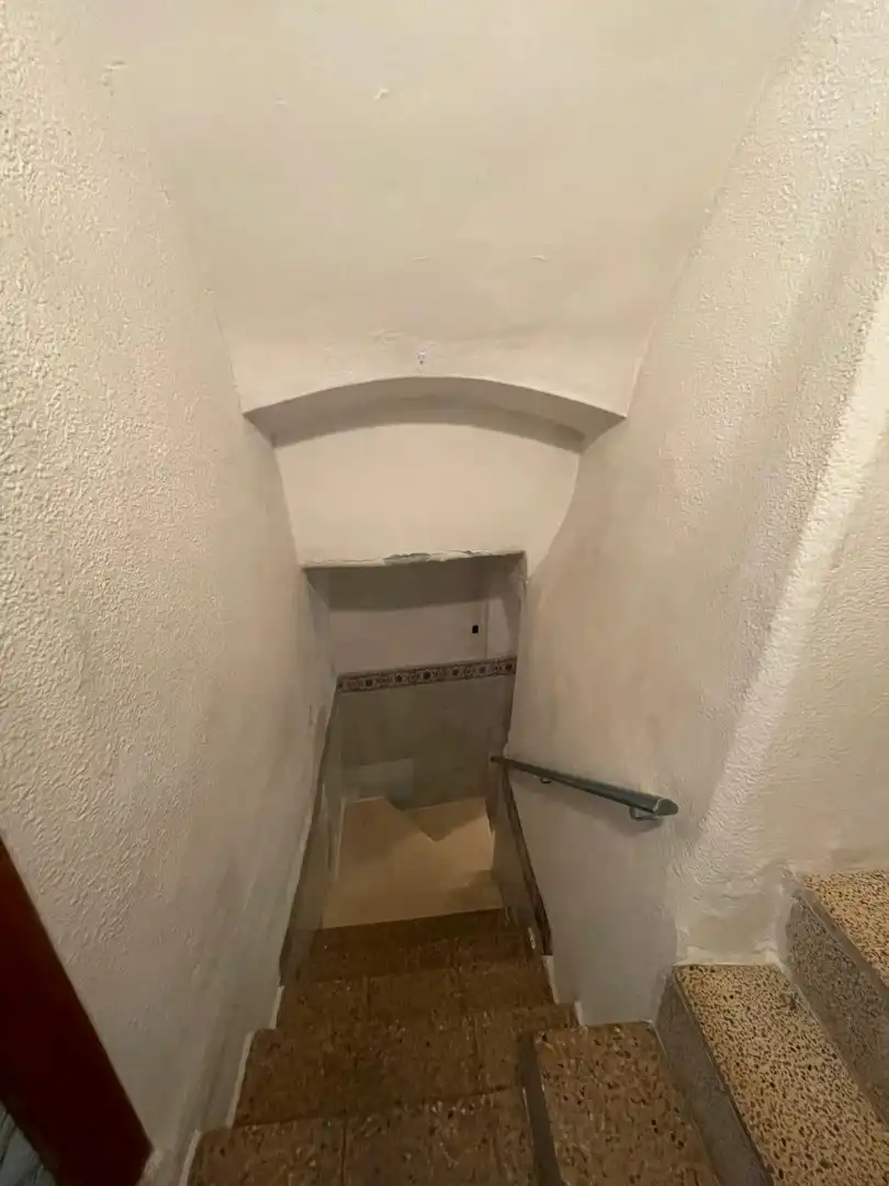 Casa adosada en venta en Chiva con Terraza, Trastero y Balcón