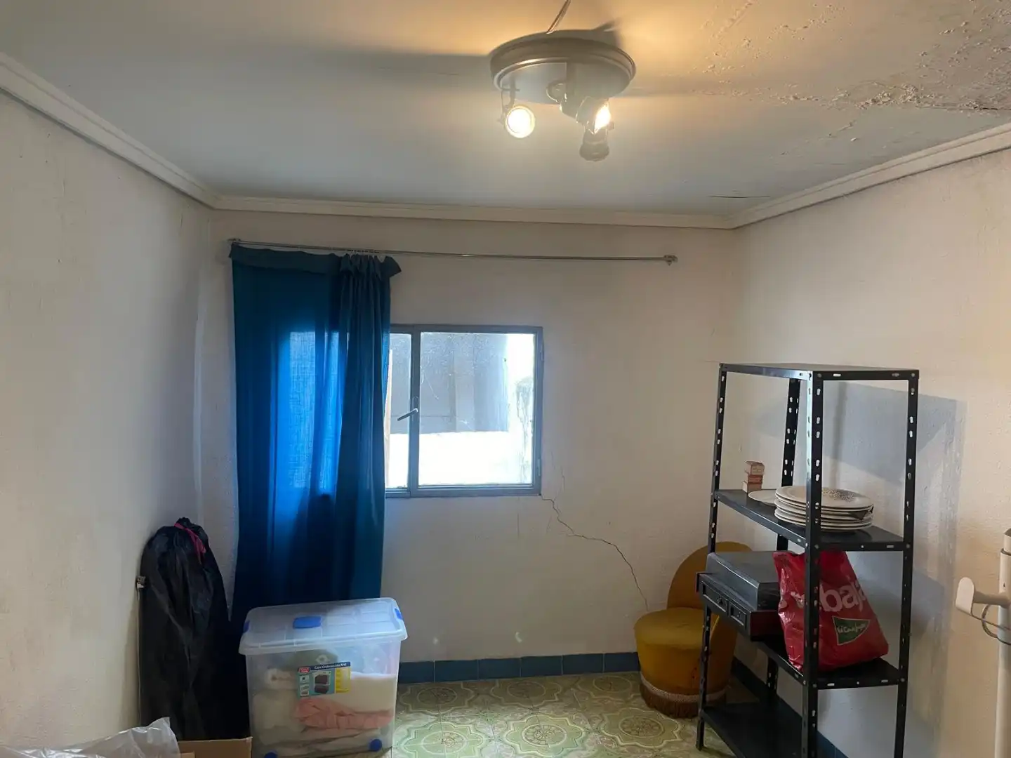 Casa adosada en venta en Chiva con Terraza, Trastero y Balcón