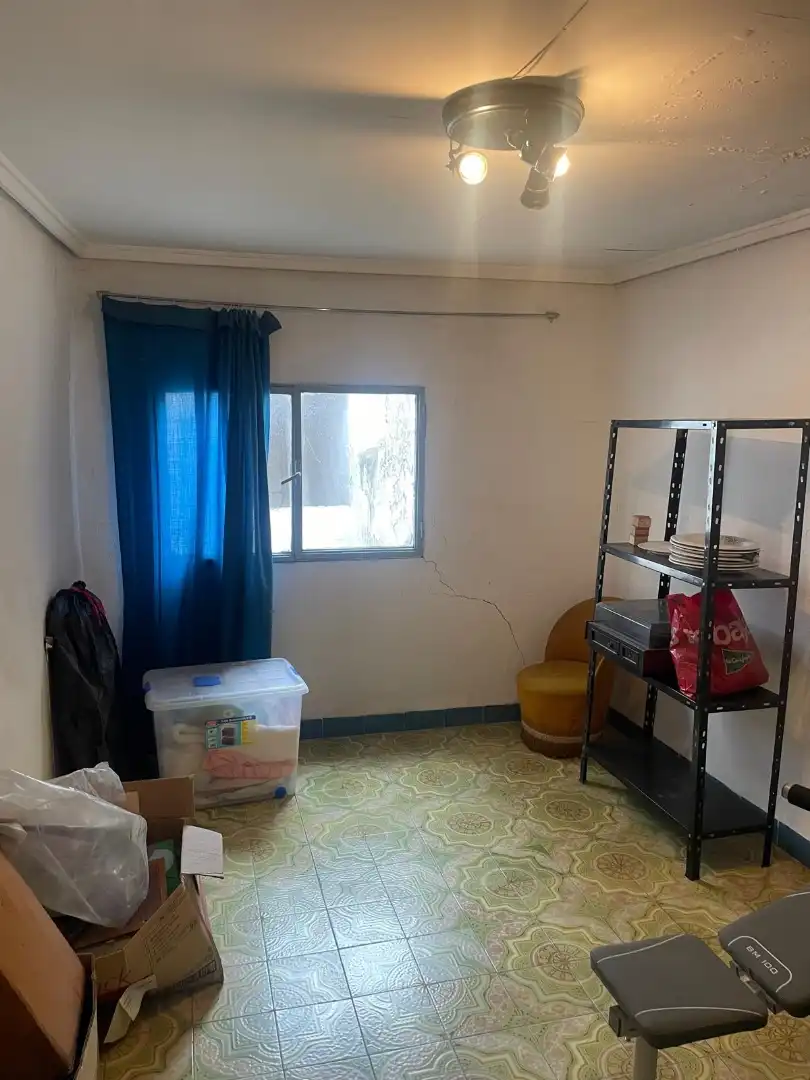 Casa adosada en venta en Chiva con Terraza, Trastero y Balcón
