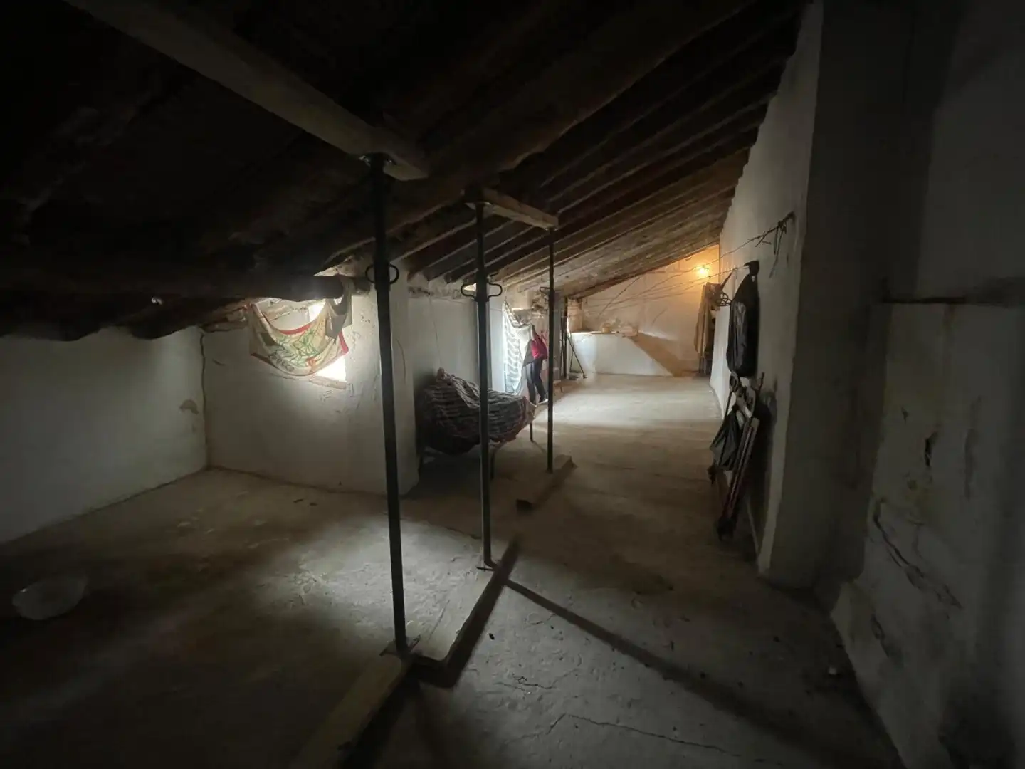 Casa adosada en venta en Chiva con Terraza, Trastero y Balcón