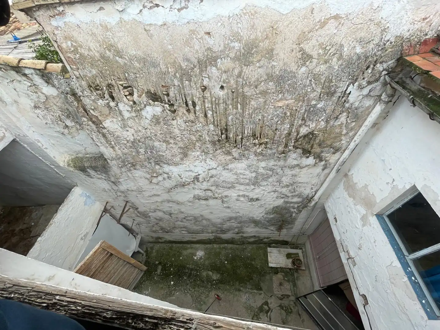 Casa adosada en venta en Chiva con Terraza, Trastero y Balcón