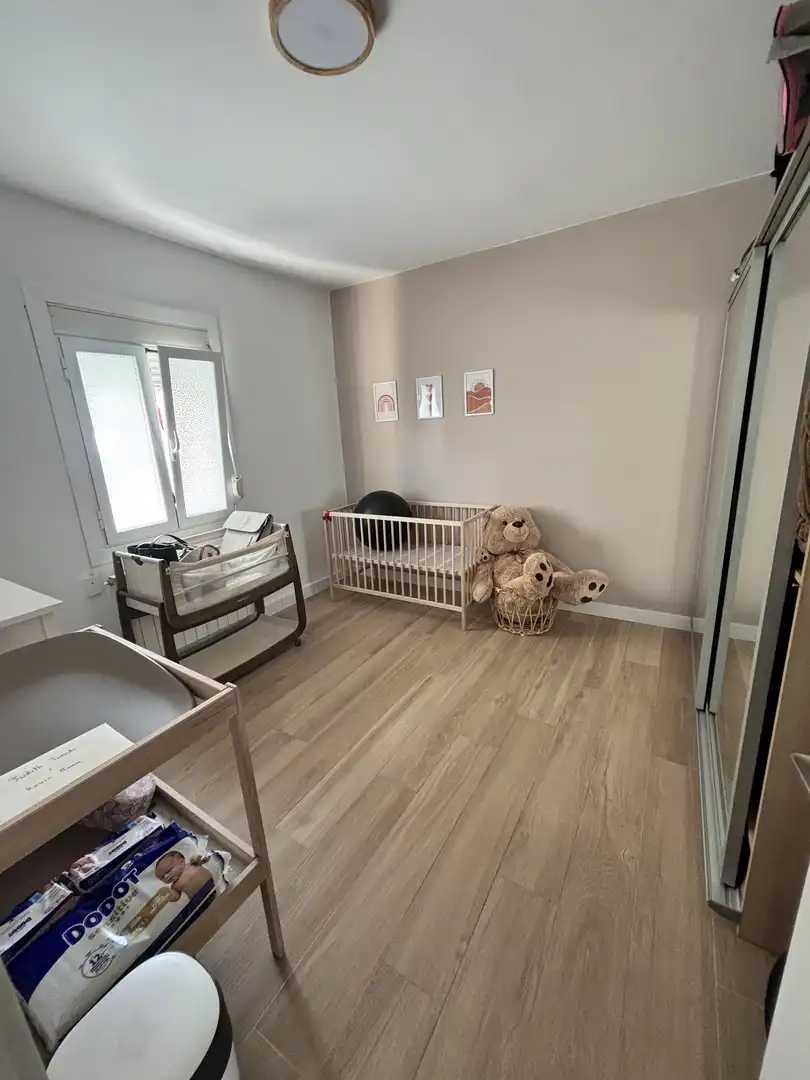 Planta baja en venta en Carrer Figueres, 18, Olot Habitación de Planta baja en venta en Olot con Calefacción, Parquet y Terraza