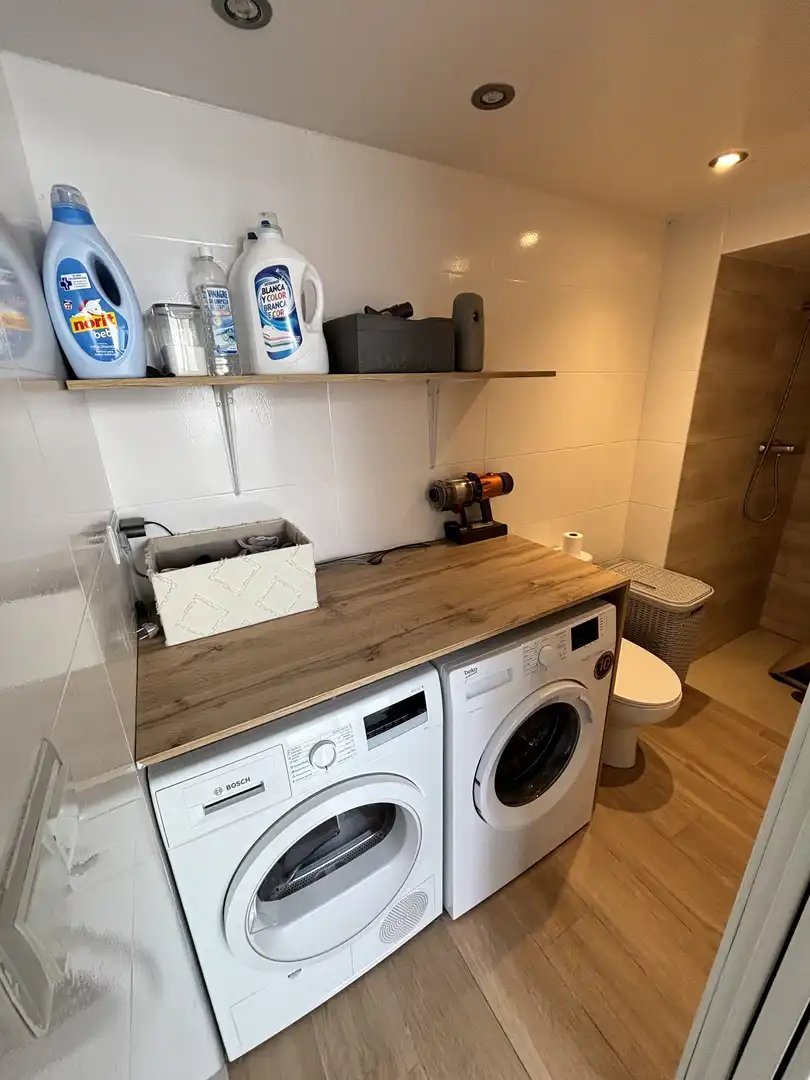 Planta baja en venta en Carrer Figueres, 18, Olot Baño de Planta baja en venta en Olot con Calefacción, Parquet y Terraza