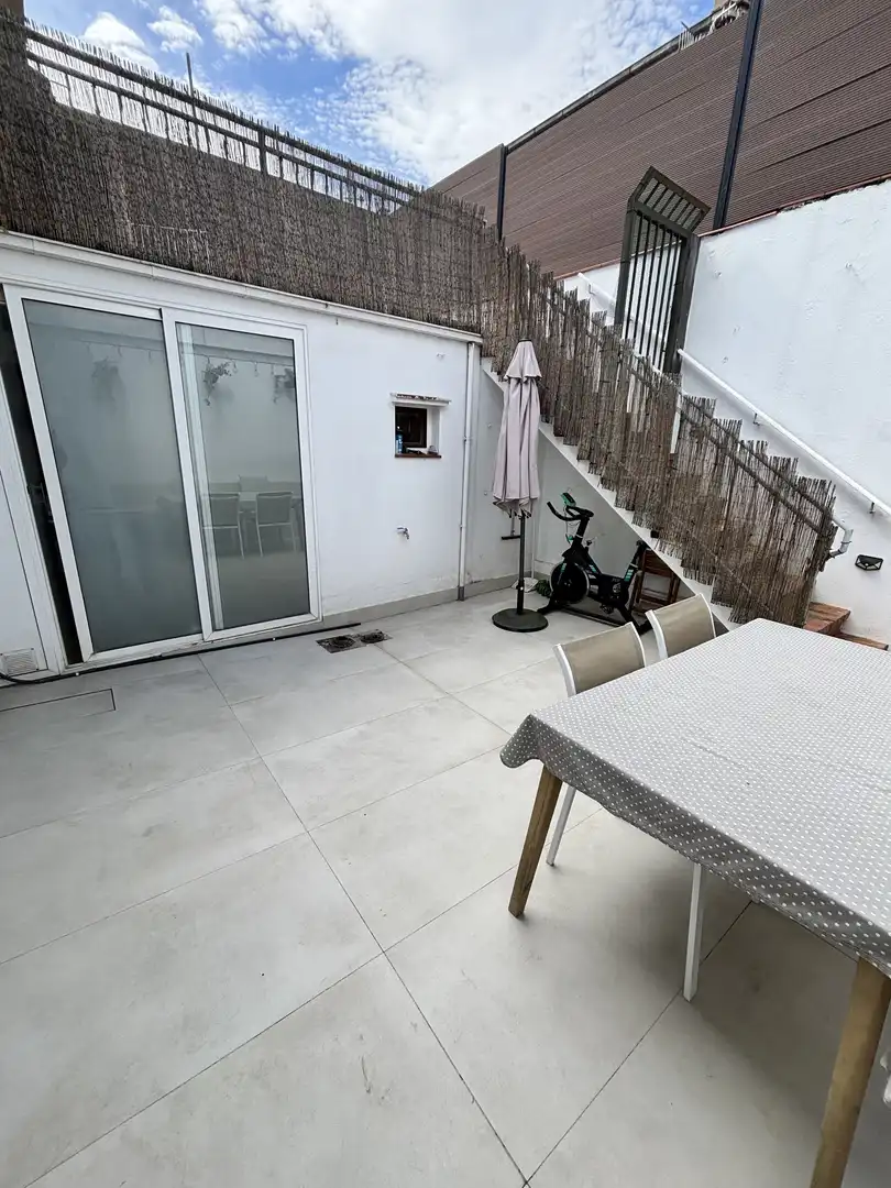 Planta baja en venta en Carrer Figueres, 18, Olot Terraza de Planta baja en venta en Olot con Calefacción, Parquet y Terraza