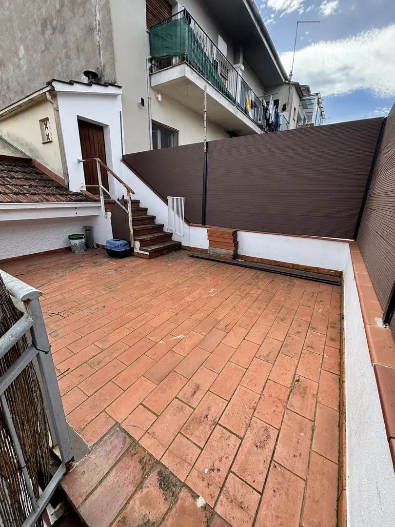 Planta baja en venta en Carrer Figueres, 18, Olot Terraza de Planta baja en venta en Olot con Calefacción, Parquet y Terraza