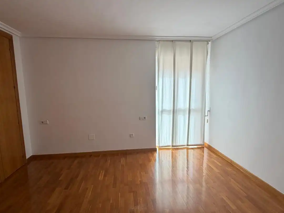 Piso de alquiler en Avenida Juan Carlos I, 44, Juan Carlos I Habitación de Piso de alquiler en Murcia con Aire acondicionado, Parquet y Terraza