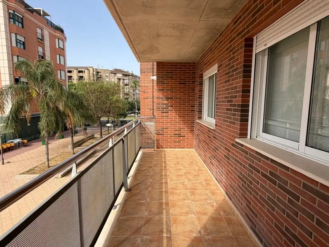 Piso de alquiler en Avenida Juan Carlos I, 44, Juan Carlos I Vista exterior de Piso de alquiler en Murcia con Aire acondicionado, Parquet y Terraza