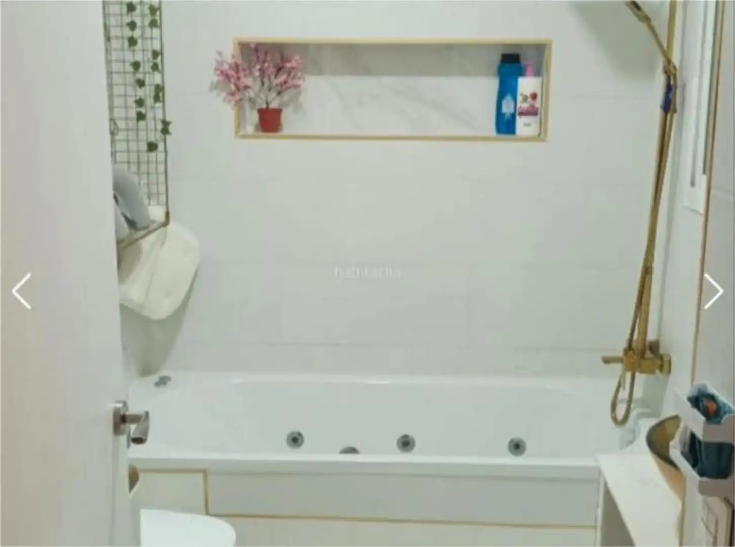 Piso de alquiler en Pilas Baño de Piso de alquiler en Pilas con Amueblado