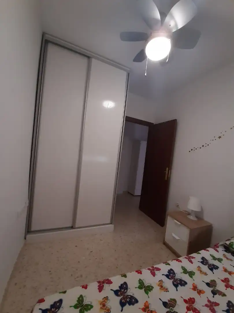Flat for rent in Calle Bolsa, 145, El Pino - Bajo de Guía Bedroom of Flat for rent in Sanlúcar de Barrameda with Air Conditioner, Heating and Furnished