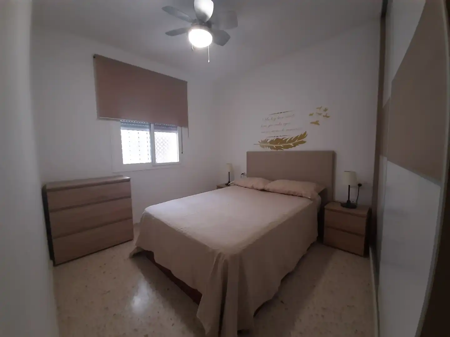 Flat for rent in Calle Bolsa, 145, El Pino - Bajo de Guía Bedroom of Flat for rent in Sanlúcar de Barrameda with Air Conditioner, Heating and Furnished