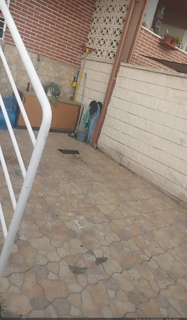 Casa o chalet en venta en Calle Giralda, 56, Los Hueros Parking de Casa o chalet en venta en Villalbilla con Aire acondicionado, Terraza y Piscina