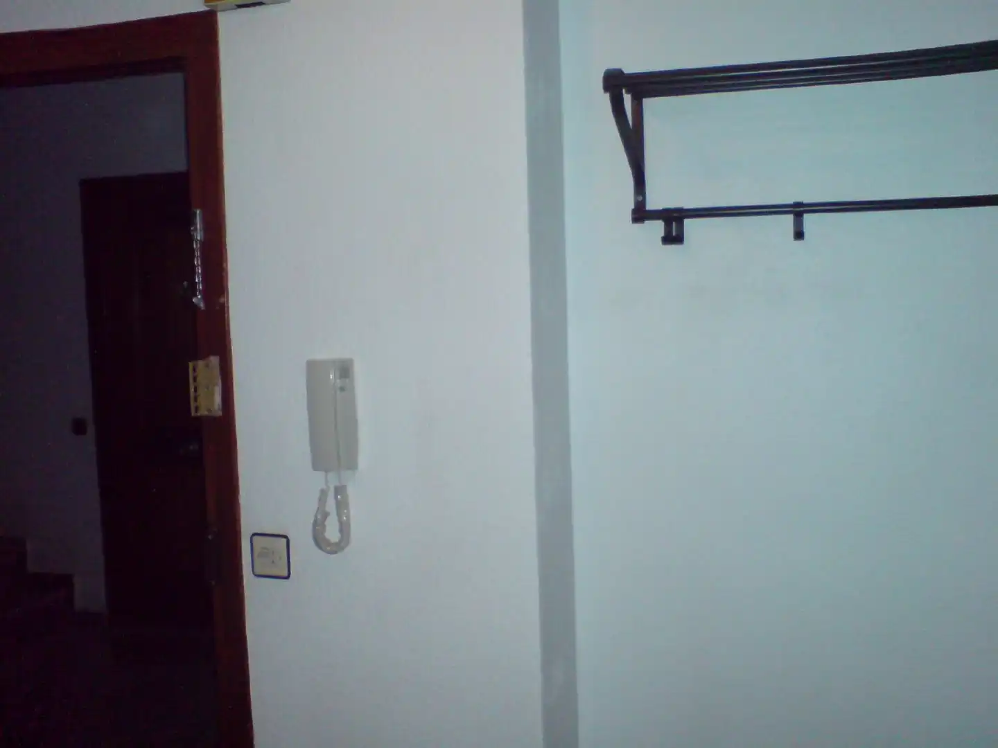 Piso en venta en Calle Mulhacén, 2, Centro Piso en venta en Almería con Balcón